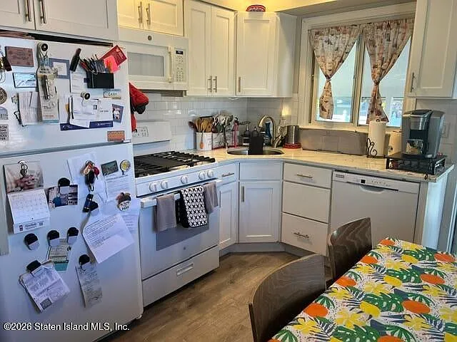 3 bed, 1680 sqft, $3,200 — Photo 2
