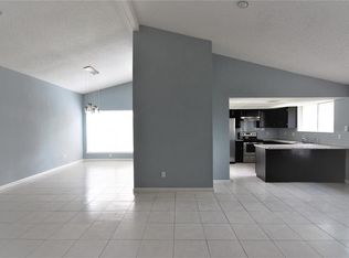 619 Park Grove Dr, Katy, TX 77450