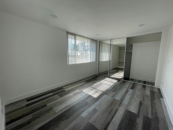 3rd image of 1277 Barry Ave #7