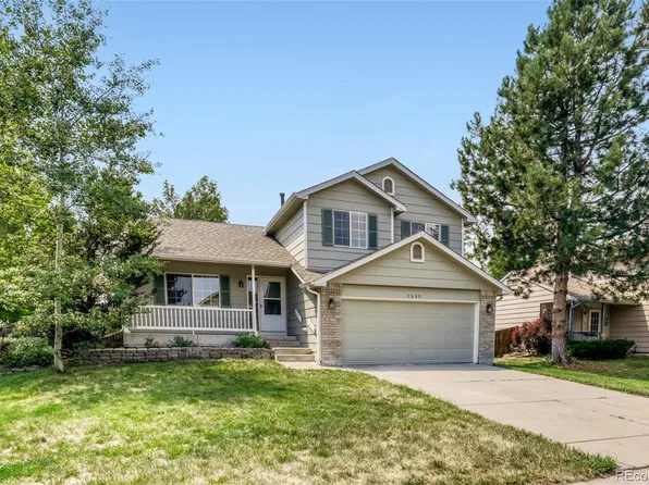 1633 Deerwood Dr, Longmont, CO 80504