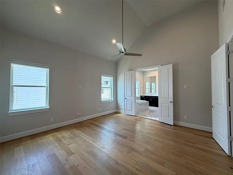 824 Cage St — Photo 13