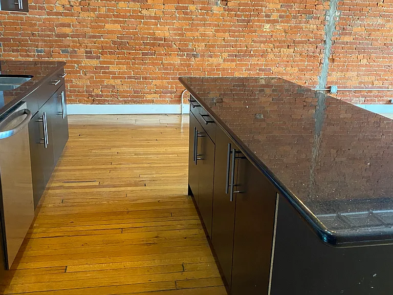 139 E Main St #205 — Photo 35