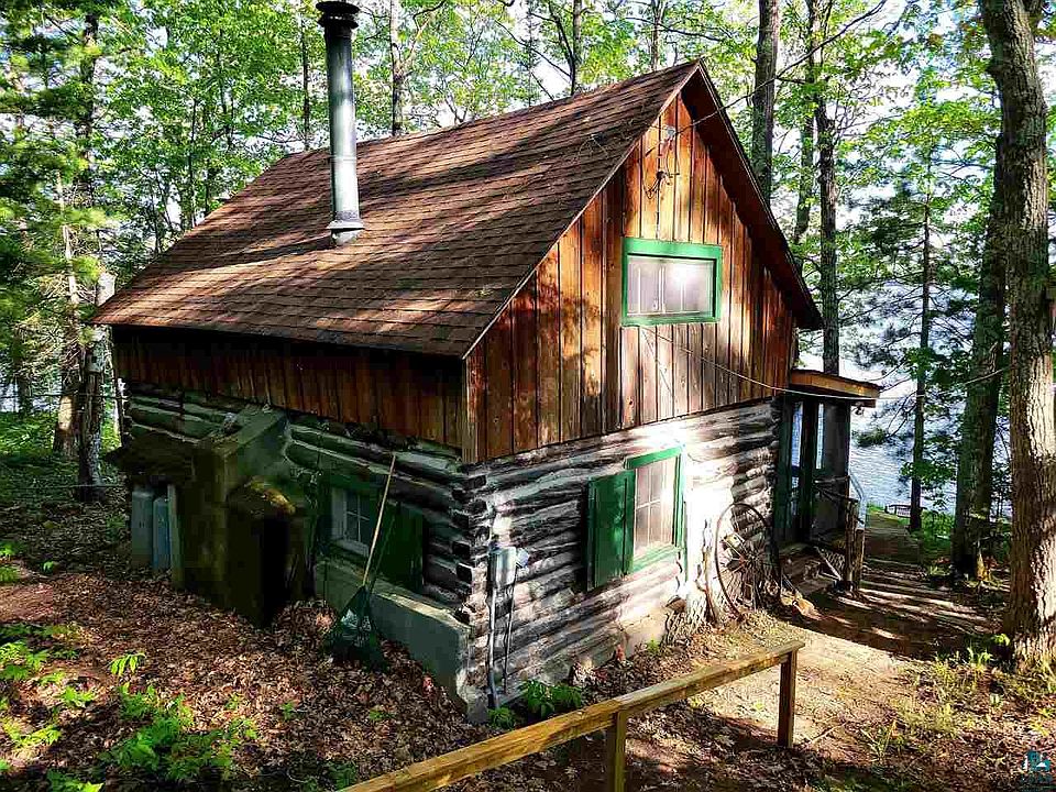 1st image of 21115 Siskiwit Shores Dr