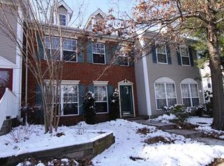 9 Balboa Ln #3905, Franklin Park, NJ 08823