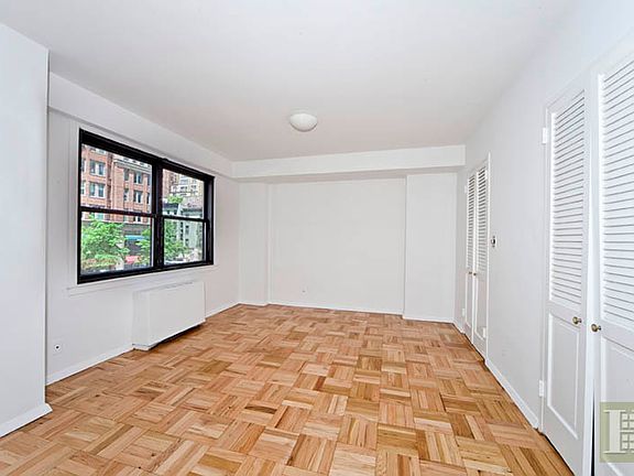 4th image of 201 E 77th St APT 3B