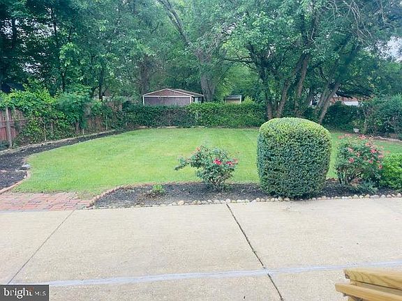 4th image of 5907 Camberly Ave