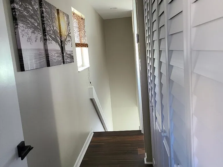 690 SE 23rd Ave #1 — Photo 10
