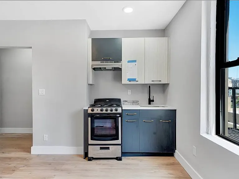 543 W 125th St #33 — Photo 1