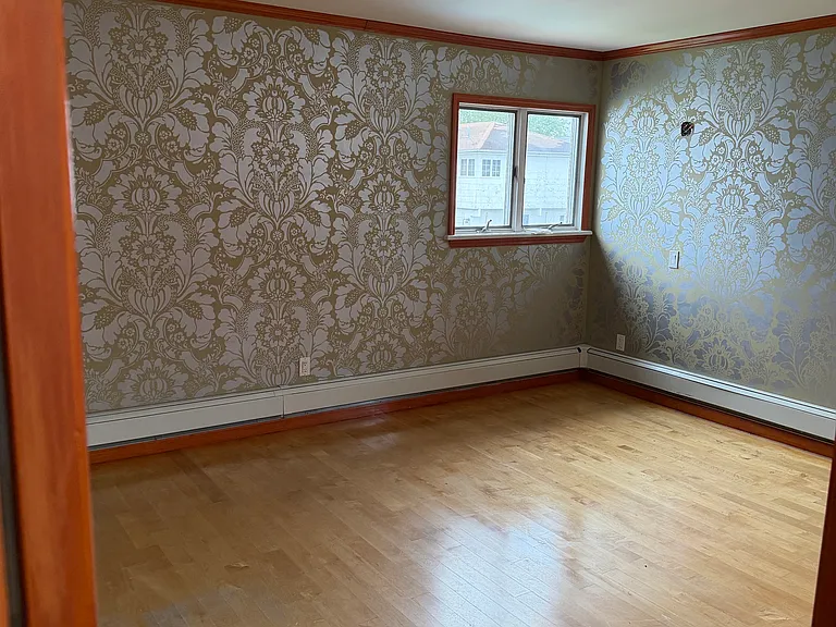 372 Naughton Ave #2 — Photo 9