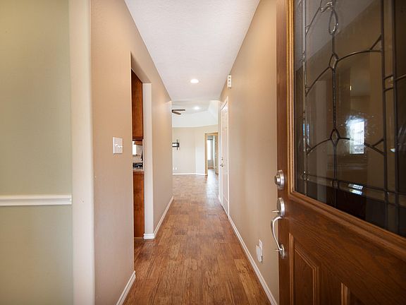 4th image of 125 Golfview Dr