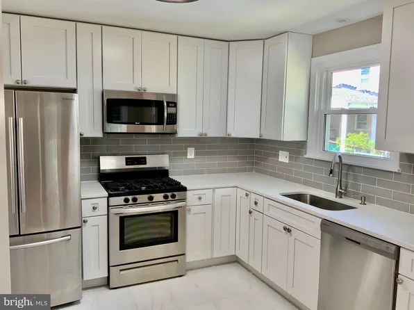 5100 Lorraine Dr, Temple Hills, MD 20748