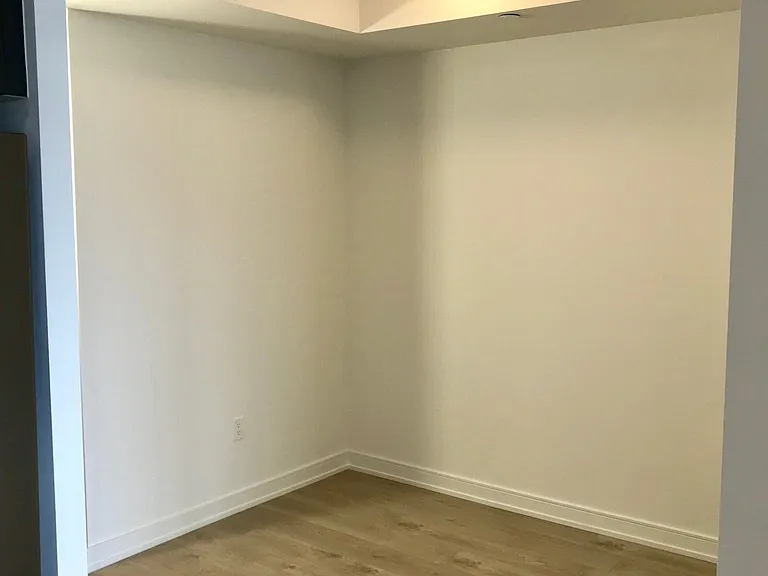 50 Wellesley St E #4007 — Photo 8