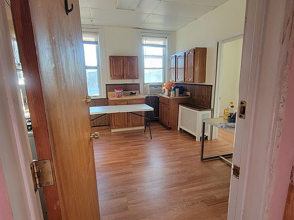 5th image of 587 67th St