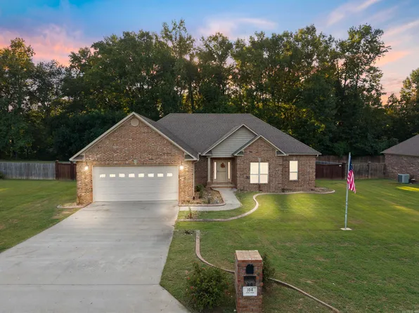 104 Cedar Fence Dr, Beebe, AR 72012