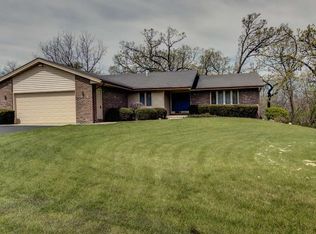 7564 Nan Dr, Roscoe, IL 61073