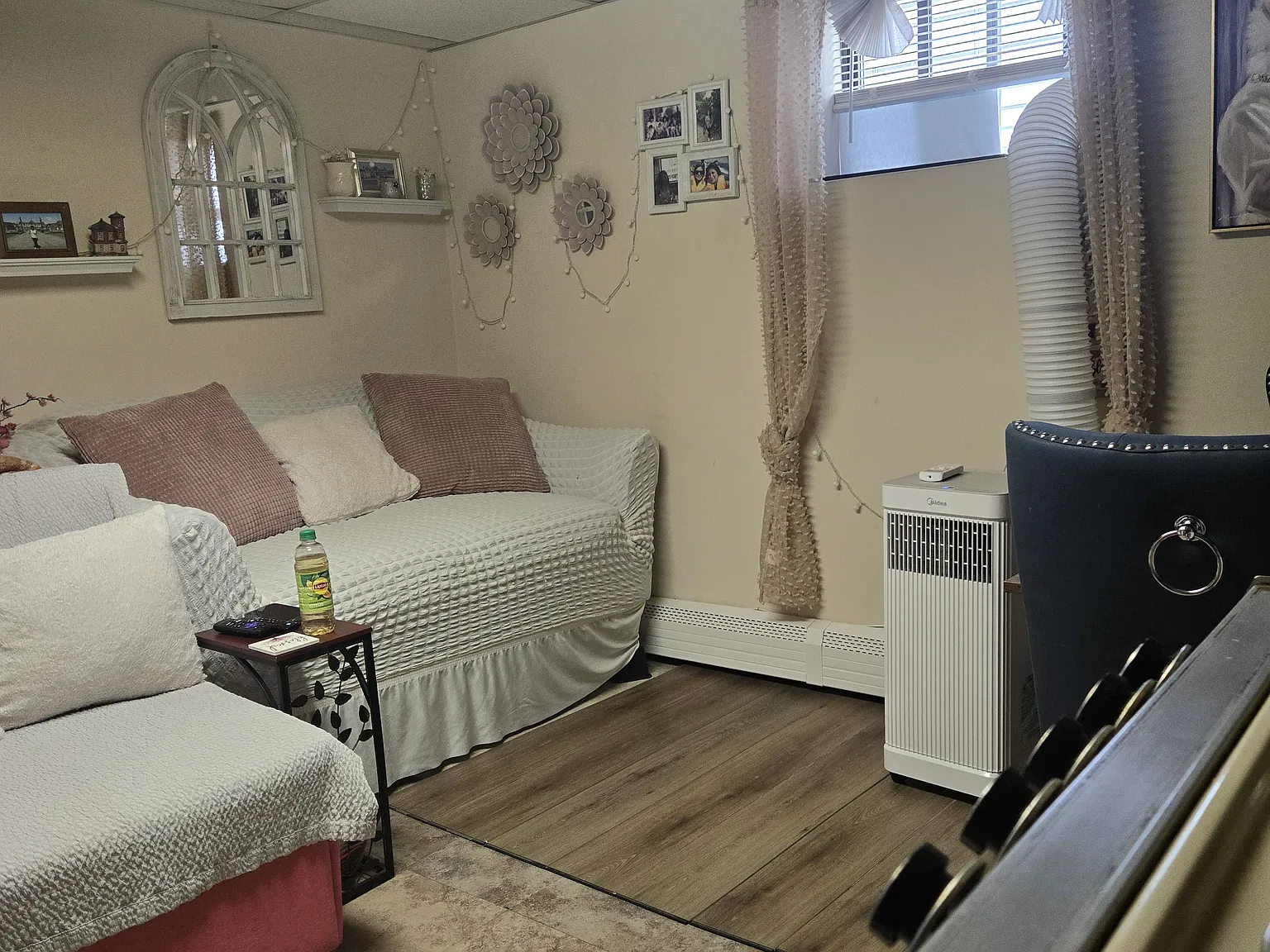 Studio, 400 sqft, $1,300 — Photo 3