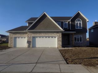 9173 W 97th Pl, Saint John, IN 46373