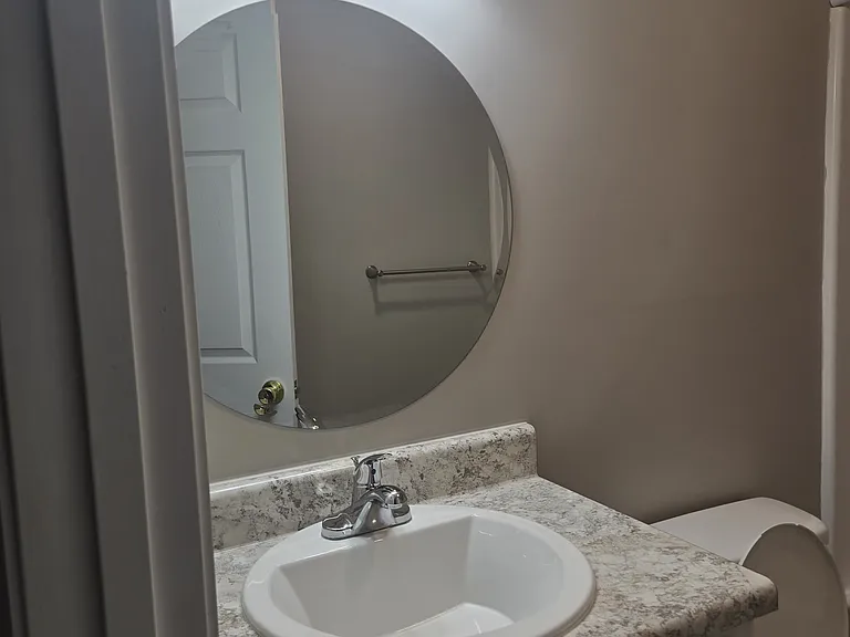 800 N Augusta Ave #802 — Photo 1