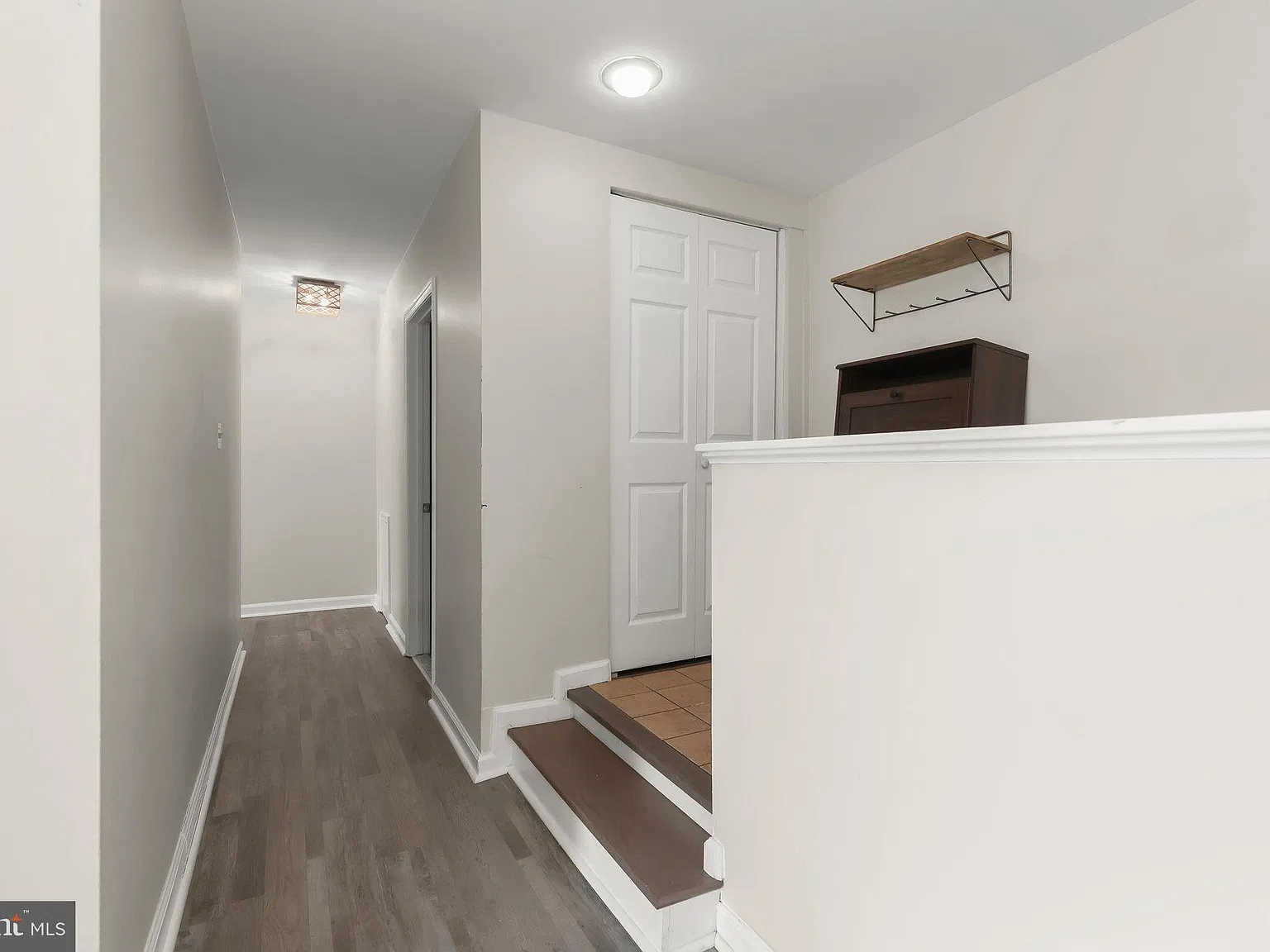 21 Silverwood Cir — Photo 2