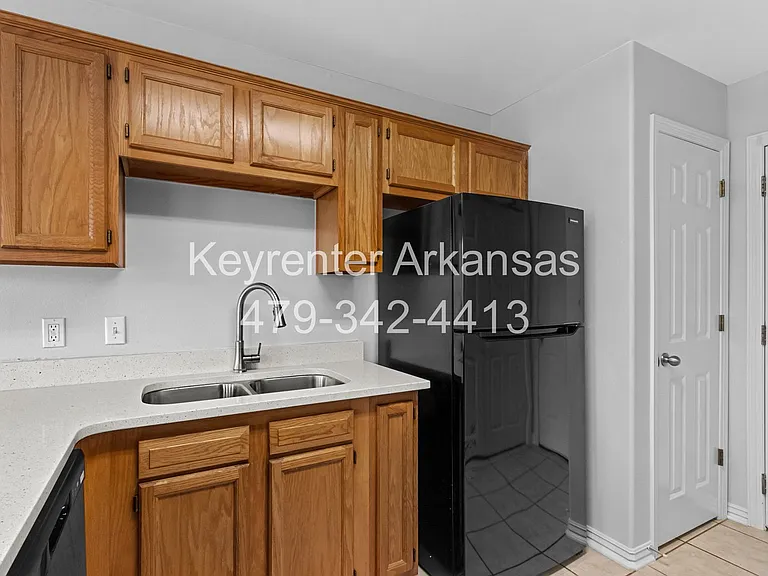 3805 SW Carriageway Ave — Photo 10