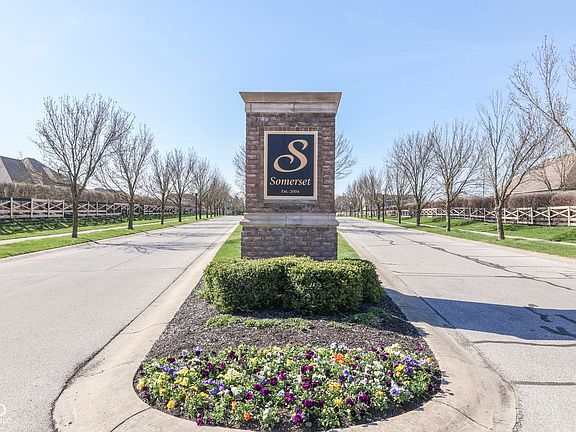 2nd image of 3256 Amber Way