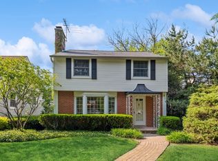 615 Roger Ave, Kenilworth, IL 60043