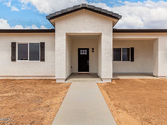 3rd image of 6515 N LOMA Court