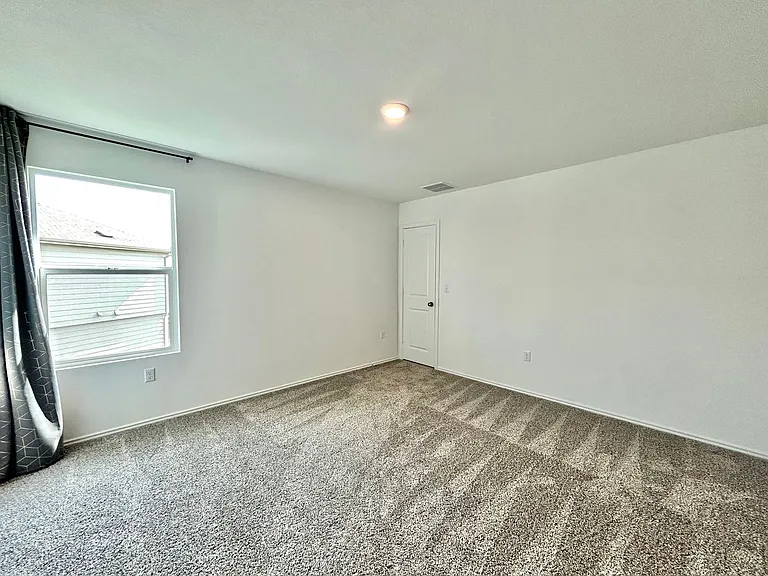 10412 Premier Park St — Photo 19