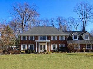 9 Dunmore Rd, New City, NY 10956