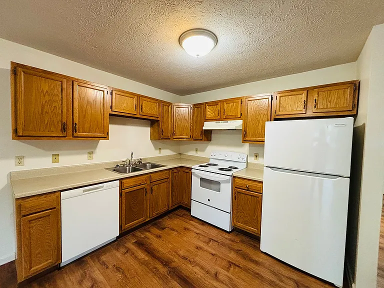105 Majestic Dr — Photo 8