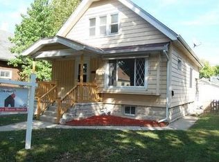 3322 S 9th St, Milwaukee, WI 53215