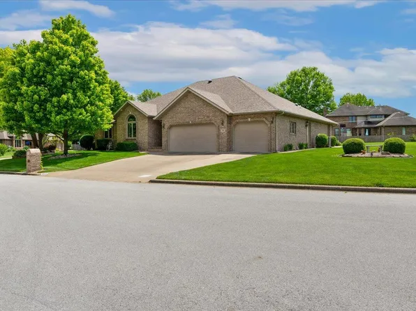 802 W Honeysuckle Lane, Nixa, MO 65714