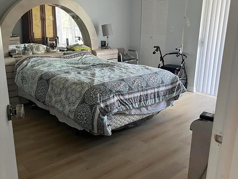 6020 NW 44th St #308 — Photo 5