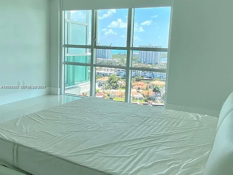 400 Sunny Isles Blvd #1903 — Photo 11