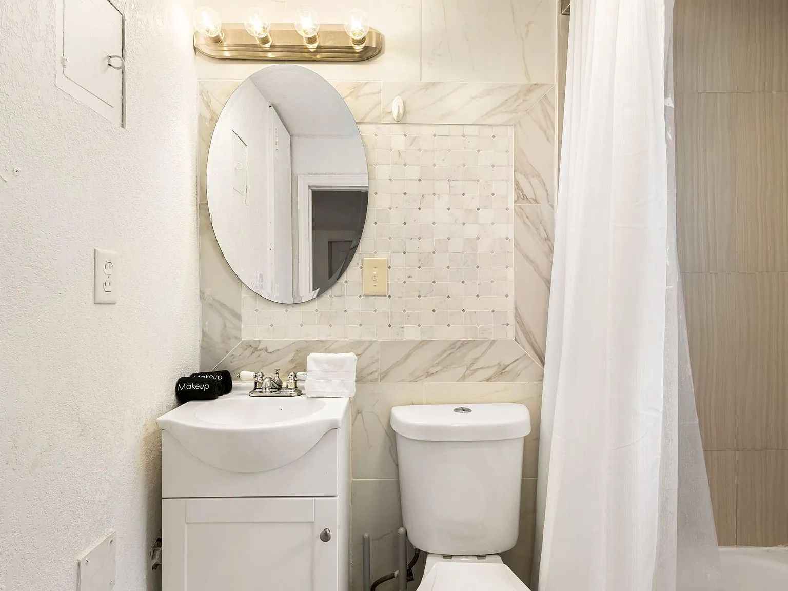 Studio, 450 sqft, $1,750 — Photo 3