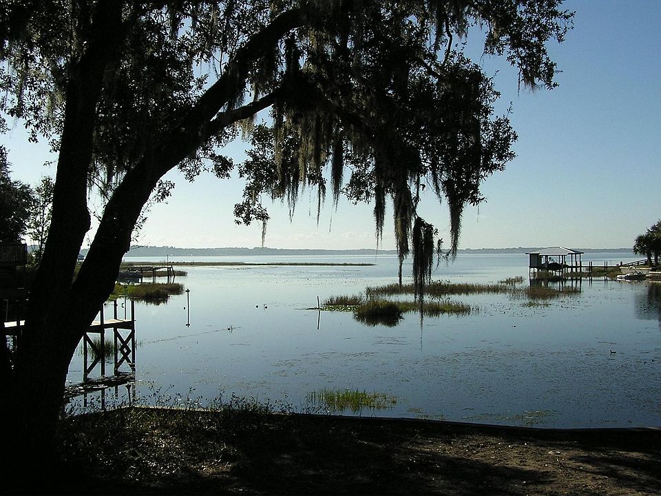 DUSK OVER LAKE WEIR