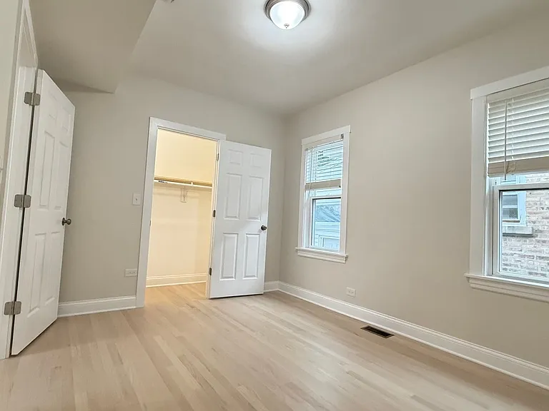 5821 W Gunnison St — Photo 26