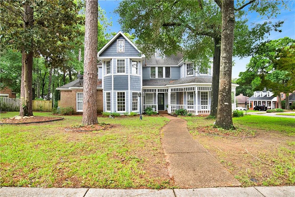 4 bed, 3.5 bath, 2999 sqft, $3,000 — Photo 1