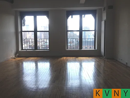 Rented by KVNY Soho | media 22