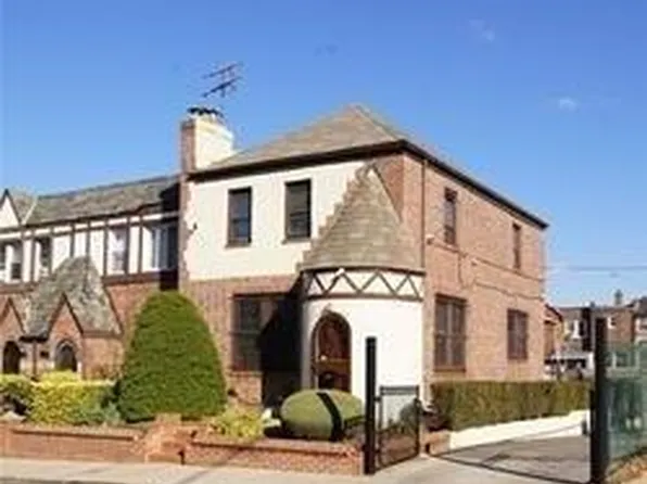 30-53 89th Street, East Elmhurst, NY 11369