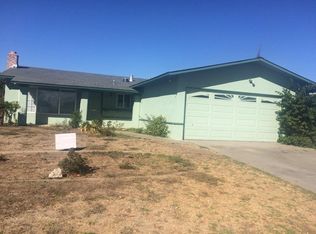 1675 Siskiyou Dr, Salinas, CA 93906