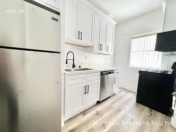 3rd image of 1516 S Hope St #26