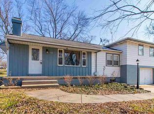 800 S Creve Coeur Ave, Creve Coeur, IL 61610