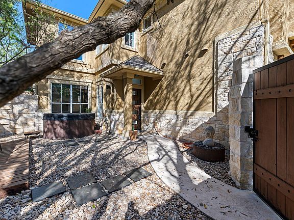 5th image of 3406 Menchaca Rd #28