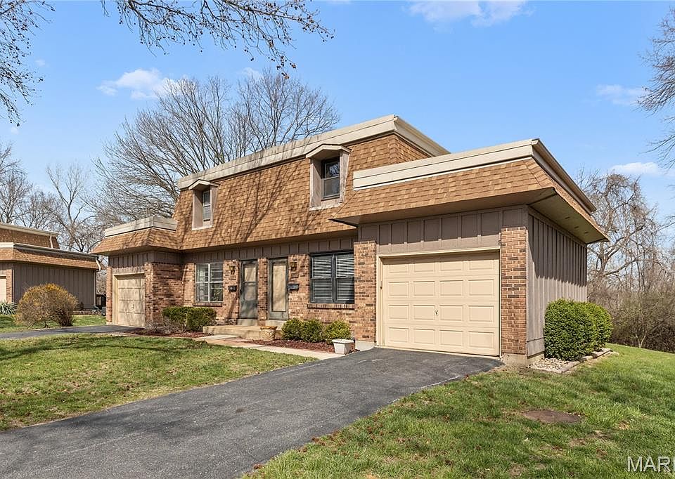 2430 Charente Dr, Maryland Heights, MO 63043 | Zillow
