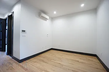 Rented by Rennit Inc.