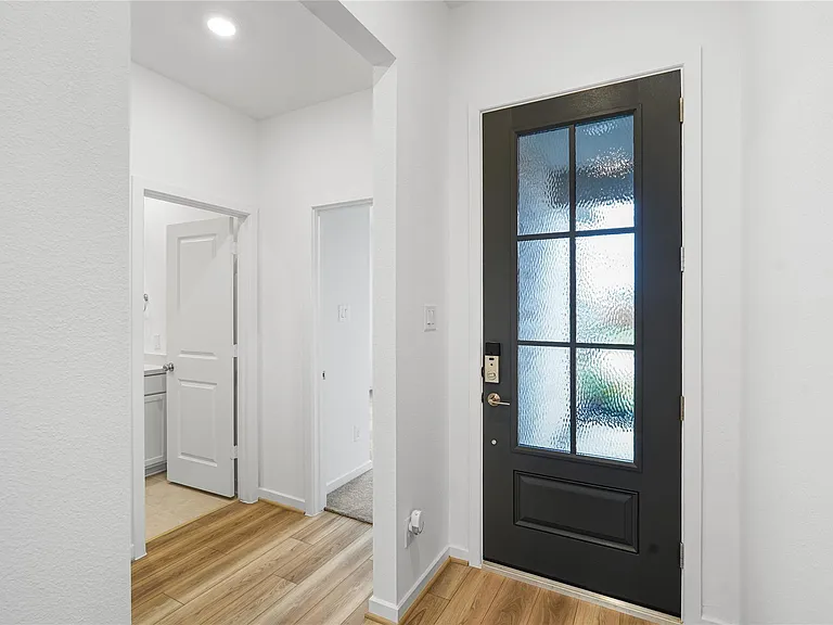 9715 Westminster Manor Dr — Photo 4