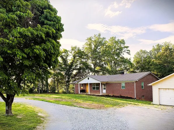 1348 Union Hill Rd, Red Boiling Springs, TN 37150