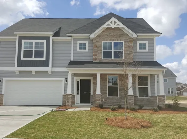 665 Blue Ledge Cir, Lexington, SC 29072