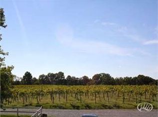 755 Parker City Rd, Creal Springs, IL 62922